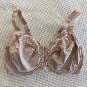 Simone Perele Paris 38G